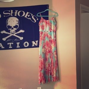 Maxi dress♥️